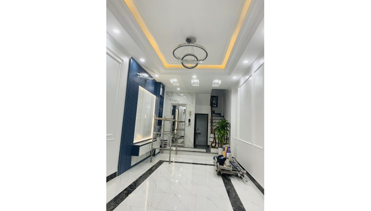 Bán nhà phố Trung Văn, oto đỗ trong nhà, dt gần 40m2