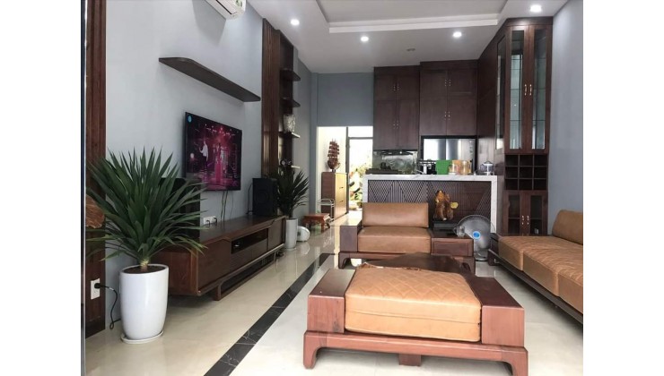 Hoa Lâm 69m2 5T 5,3m mặt tiền 8,7 tỷ HAI MẶT TIỀN TRƯỚC SAU  Ô TÔ TRÁNH VIEW TRƯỜNG NHÀ DÂN XÂY MỚI ĐẸP AN SINH ĐỈNH