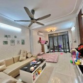 Bán nhà Lương Khánh Thiện, Hoàng Mai 36m x 4 tầng, mt 4.3m, giá 4.65 tỷ