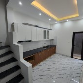 Bán nhà cầu diễn 30m x 5 tầng 2 thoáng sát đường ô tô  chỉ hơn 3 tỷ