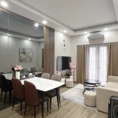 BÁN NHÀ NGUYỄN KHÁNH TOÀN CẦU GIẤY - KINH DOANH CỰC TỐT - 4 CHỖ QUA NHÀ - GIÁ 5 TỶ 6