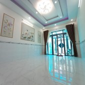 BÁN NHÀ SIÊU ĐẸP 3 TẦNG ĐƯỜNG LÂM THỊ HỐ CHỈ 4.X TỶ