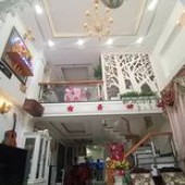 Bán gấp nhà Võ Văn Ngân , TP. Thủ Đức .Diện tích 65m2 ( ngang 5m , dài 13m).Nhà siêu đẹp thiết kế 4PN, 4WC, phòng bếp , phòng khách, sân thượng,