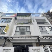 Bán nhà Vương Thừa Vũ , Oto đỗ cửa, gần phố, an ninh an sinh tốt, 45m chỉ 7.8 tỷ