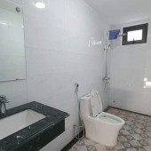 Bán nhà Thượng Thanh - Long Biên lô góc, ngõ to thông, sát ô tô tránh 55m2 x 4T, MT 6m,4ty