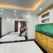 Chính chủ bán nhà Khương đình, Thanh Xuân, dt42m2, mới xây 5 tầng