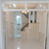 Bán gấp nhà giá rẻ ngay quốc lộ 13 - Hiệp Bình Phươc. TP. Thủ Đức. Diện tích 36m2 , hẻm xe hơi đến trước nhà . Giá chỉ 1.9 tỷ ( còn thương lượng).