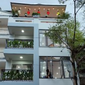 5 TẦNG - NHÀ MẶT PHỐ HÀ ĐÔNG - HOT VIP -  CHỈ VIỆC XÁCH VA LI VỀ Ở.
