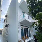 Quận 7 - Ngang 7m dài 18m, 1 trệt 1 lầu 3 PN, nhà mới đẹp