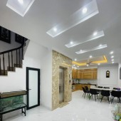 Thang máy ngõ thông ô tô đỗ cửa - Ngọc Thụy Long Biên 80Mx5T giá 8.9 tỷ.