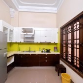 Bán Nhà Kim Mã Lô Góc 3 Mặt tiền -Ô tô tránh đỗ -160M2 – mặt tiền 12M-  68 Tỷ