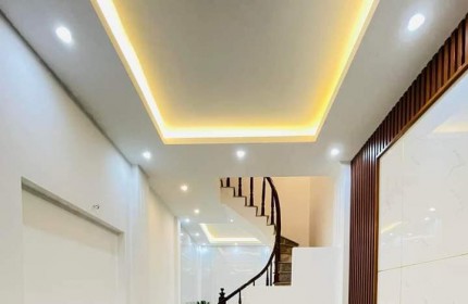 Bán nhà Thanh Lân, Hoàng Mai 37m x 4 tầng, mt 3.3m, giá 4.35 tỷ