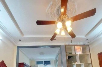 Bán nhà ô tô đỗ cửa Trương Định 57m x 5 tầng, mặt tiền 4.7m, giá 8.6 tỷ