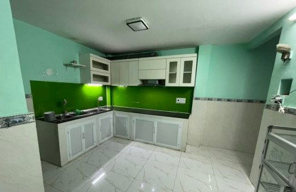 Bán nhà Hẻm 3m , 3 Tầng , Nở Hậu , ngang 4.5 , Phú Thuận giá 3,4 TL Chủ