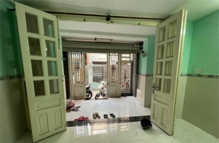 Nhà Rộng 48m2 , 3 Tầng , Hẻm 3m , Ngang 4.5 , Nở Hậu , Tặng Nội Thất