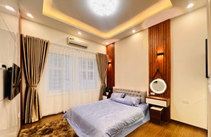 Bán Nhà Trường Chinh.OtO đỗ. Kinh doanh, nhà mới.40m2 6 tầng mặt 4m giá 6.5ty
