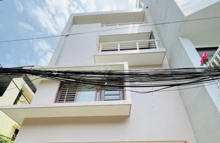 CHÍNH CHỦ BÁN RẤT GẤP NGÕ 335 XUÂN ĐỈNH - LÔ GÓC - MẶT NGÕ Ô TÔ 4 CHỖ ĐỖ CỔNG 65M2 - 4T - FULL NỘI THẤT