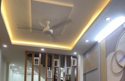 Bán nhà gần hồ Văn Quán, dân trí cao -  tiện ích đầy đủ, 35m 2,8 tỷ