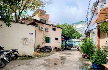 QUẬN 11.NHÀ RỘNG. HẺM TO. 9 TỶ