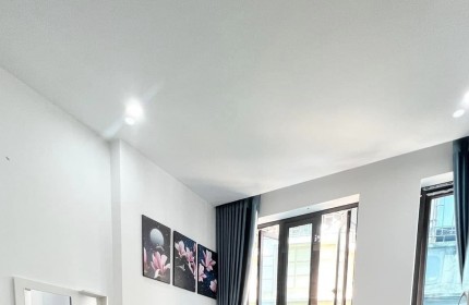 Dòng Tiền 42Tr/th Cầu giấy – Mới đẹp full nội thất- 50M2 7.6 Tỷ