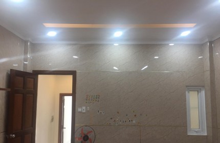 Nhà bán Lạc Long Quân, P10, Tân Bình,86m2 ngang 5m chỉ có 6,5 tỷ