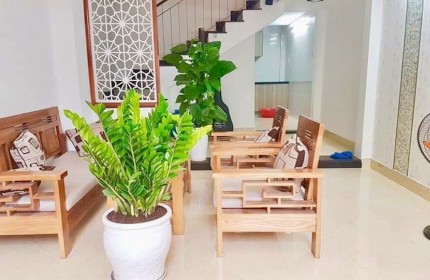 Bán nhà 3.5 tầng MT Thái Thị Bôi, 44m2 giá 5.8 tỷ. LH:0905009166