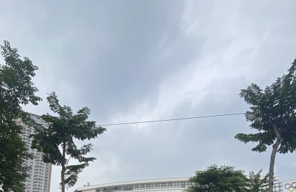 Nhà đẹp gần đườngLê Đức Thọ, Linh Đàm 100m2, 5 tầng, giá chỉ 8 Tỷ, thang máy chờ, ô tô, kinh doanh gì cũng được.