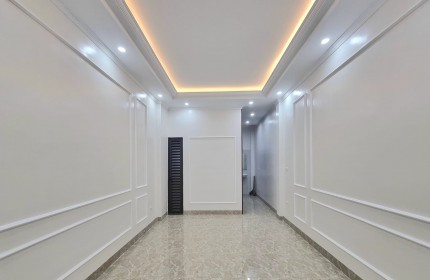 Nhà đẹp, đỉnh Hoàng Đạo Thành 30m2, 6 tầng, mặt tiền 3.5 mét, Giá rẻ như cho 7.2 tỷ - kinh doanh, ngõ thông, LH 0844899222