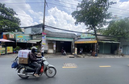 Bán Nhà ngay đường Thoại Ngọc Hầu, Tân Phú mặt bằng vuông vức, lề rộng, thoải mái cho thuê kinh doanh.