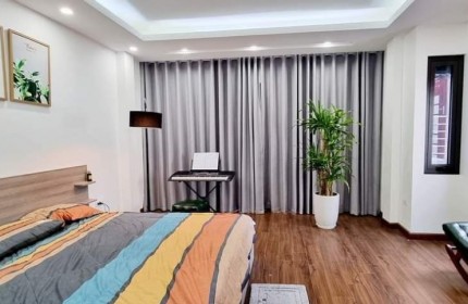 Siêu phẩm! nhà Tô Hiệu, 35.5m² x 4.5 tầng, ngõ ba gác, 20m ô tô dừng đỗ, gần chợ. Giá bán: Nhỉnh 4 tỷ. LH: 0964128088