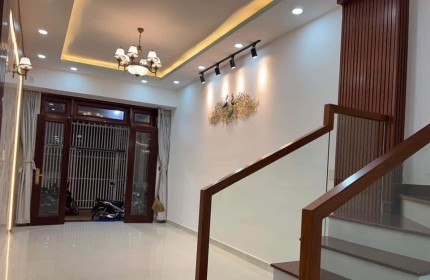 Bán nhà Tây Thạnh,Tân Phú 4 tầng 60m2 chỉ 5 tỷ 8.