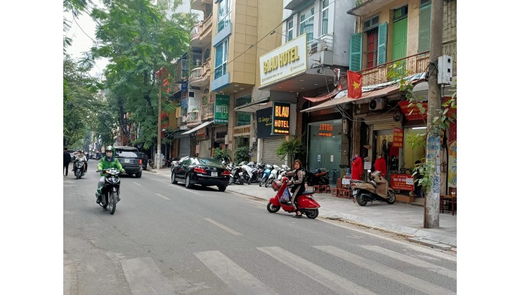 [Tin thật] Bán nhà Phố Lê Lợi Hà Đông 75m2 x 3 tầng 9 tỷ rưỡi Ô tô đỗ cửa 3 mặt thoáng