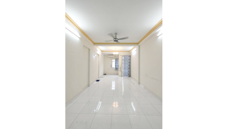 Cho thuê nguyên căn 8 x 20m-160m2 - 4 lầu, có thang máy, đường Tạ Quang Bửu, P4, Q8