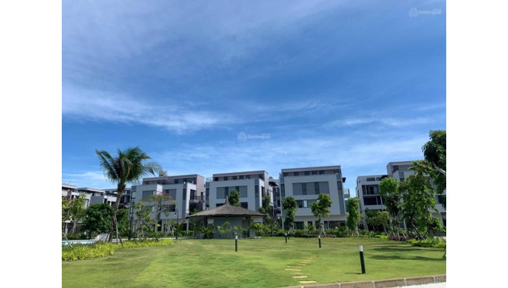 Cần bán gấp biệt thự song lập paris villas tại Bãi Trường Phú Quốc. Giá chỉ 6 tỷ, cách biển 200m