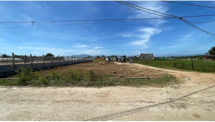 Bán lô đất thổ cư ven Thành Phố Phan Rang Ninh Thuận.  Chỉ hơn 7tr/m2