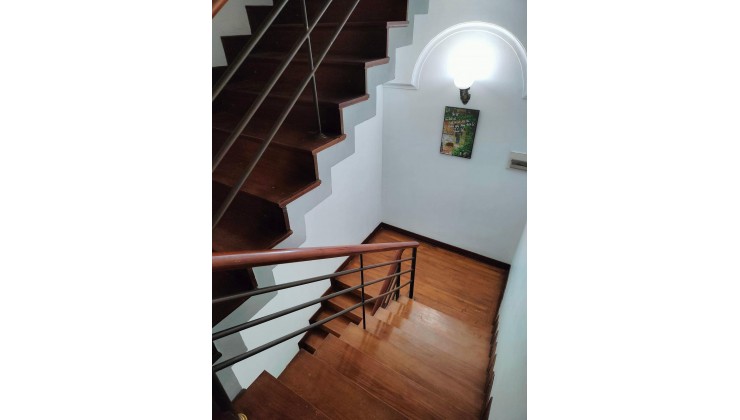 Nhà ở Hà Nội  140m2   4 tầng   zalo: 0398 218 398