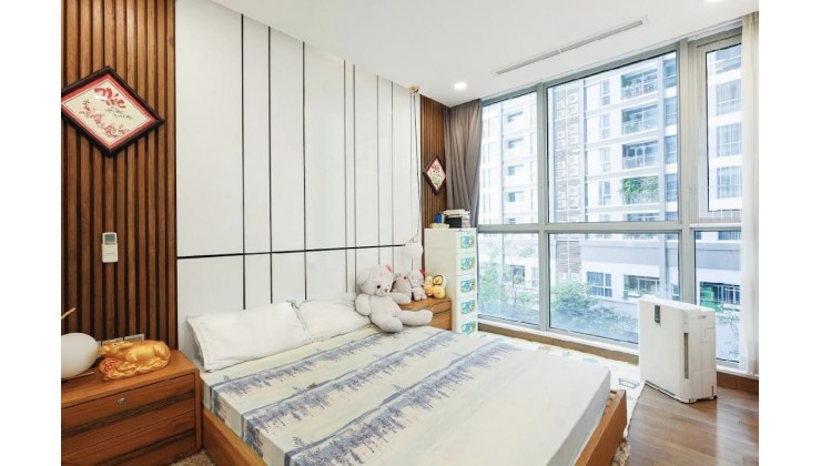 SỞ HỮU CHUNG CƯ VINHOMES CENTRAL PARK - 72M2 - NHÀ ĐẸP LUNG LINH - FULL NỘI THẤT CAO CẤP.