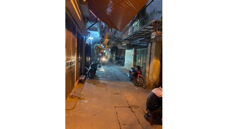Siêu Hiếm, Bán Đất 46m tặng nhà 2 tầng Chiến Thắng-Yên Xá