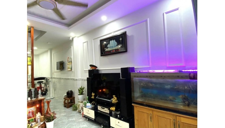 SIÊU PHẨM CHỐT NGAY TRƯỚC TẾT - NHÀ ĐẸP QUÊN LỐI VỀ NGANG 4M-HẺM XE TẢI ĐẬU TRƯỚC NHÀ
