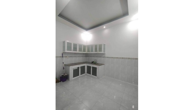 Bán nhà hẻm xe hơi C15m, 40m2 Âu Dương Lân rẻ nhất Q8