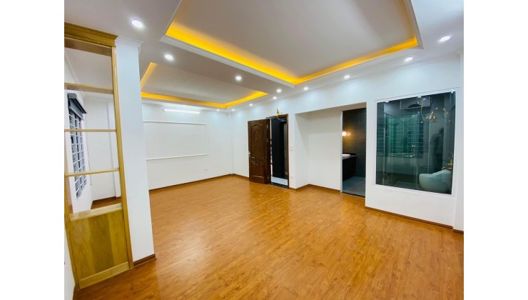 NHỈNH 8 TỶ- KIM GIANG, MỚI KOONG, THANG MÁY, 50M2x6TẦNG, LH:0977.130.938