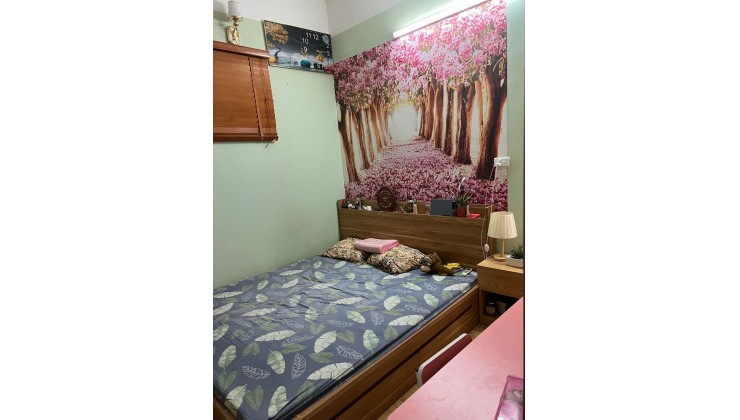 Chung cư Lô góc Kim Văn, Kim Lú, Full nội thất, ở ngay 74m2, 3 ngủ, 2 WC, Giá 1.8xx tỷ.