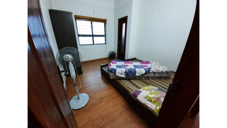 Chính chủ cần bán gấp căn hộ Kim Văn, Kim Lú, DT 57m2, 2 ngủ, 2 WC,  Giá nhỉnh 1.6xx tỷ.
