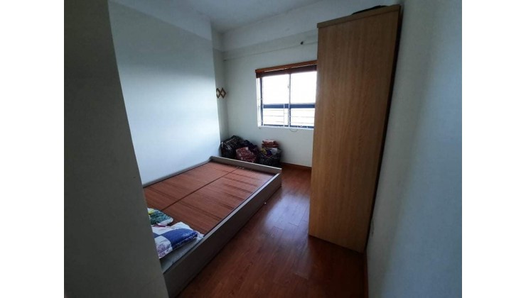 Chính chủ cần bán gấp căn hộ Kim Văn, Kim Lú, DT 57m2, 2 ngủ, 2 WC,  Giá nhỉnh 1.6xx tỷ.