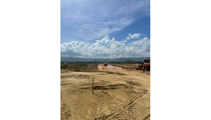 Bán lô đất mặt tiền tại thị trấn Tam Quan, thị xã Hoài Nhơn