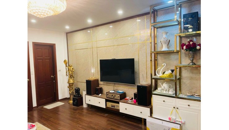 Bán nhà Ngõ 2 Quang Trung mới xây 2 năm, 58m2, 5 tầng, chủ tự xây nhỉnh 4 tỷ. LH Công 0931706698