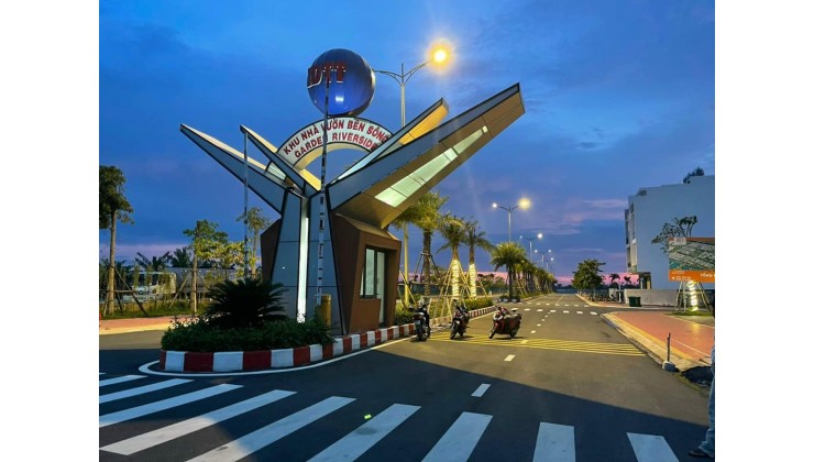 Bán Đất DT 5x20m Thổ Cư 100% - SHR - Ngay TTHC mới Thủ Thừa.