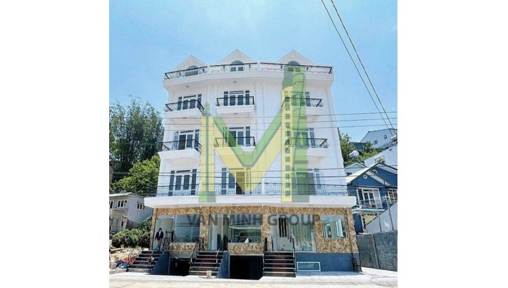 Bán 3 căn khách sạn 6 tầng Mặt tiền Nguyễn Công Trứ Phường 2 Đà Lạt giá đầu tư