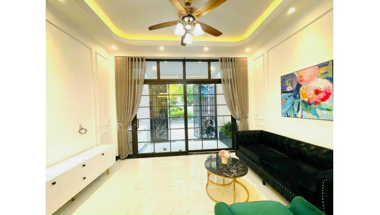 Bán căn hộ siêu đẹp thiết kế riêng tại khu Tái Định Cư Bạch Mai, Đồng Thái, An Dương