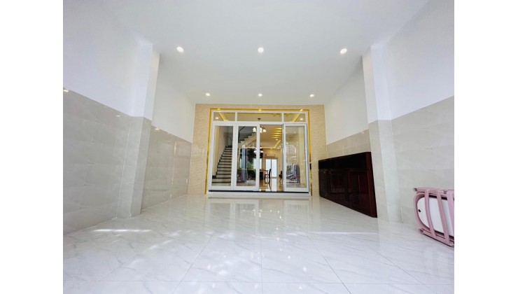 Nhà 3 tầng TTTP Phước Long, Nha Trang DT:96.5m², Giá 5,5 tỷ